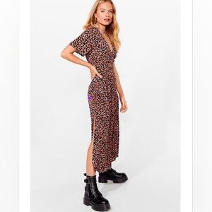 NWT Nasty Gal Phoebe Buffay 90s Midi Sundress V-Neck Flutter Sleeve Size 4